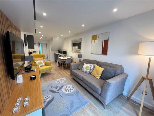 2 bedroom house to rent - Photo 1