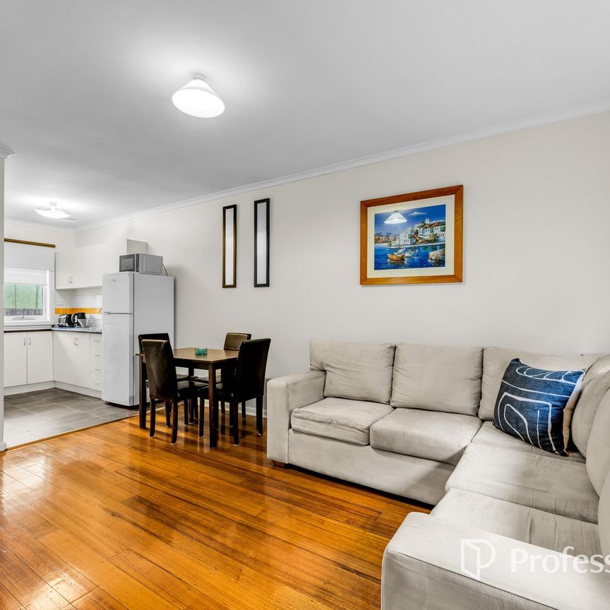 Fully Furnished Star Property in Prime Location - Photo 1