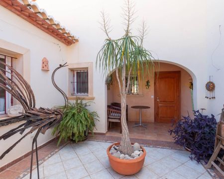 Villa for rent in Javea - Photo 3