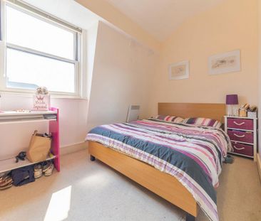 2 bedroom flat to rent - Photo 6
