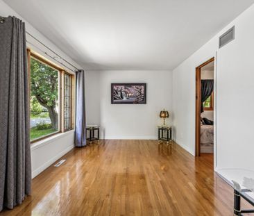 Maison de plain-pied à louer - Laval (Auteuil) (Autres) - Photo 2