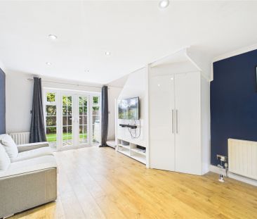 Daventry Court, Bracknell Daventry Court, Bracknell - Photo 2