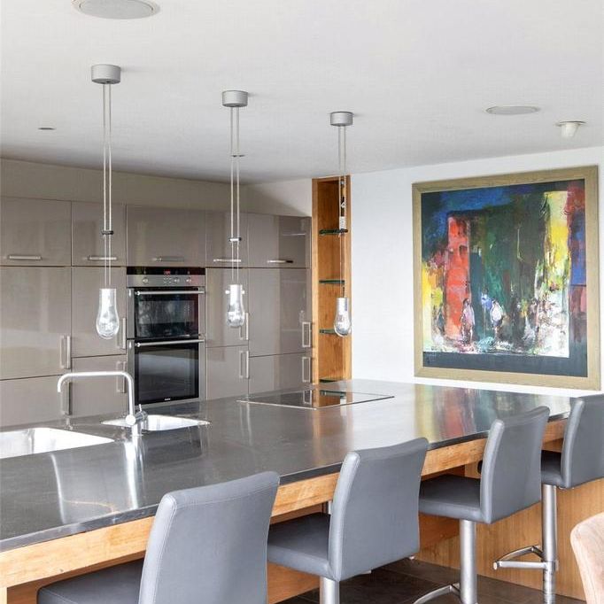 3 bedroom apartment to rent - Photo 1