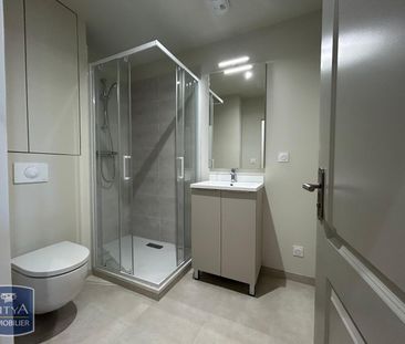 Location Appartement 2 pièces 44m² DOLE 39100 - Photo 2