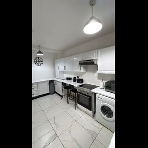 Room in a Shared House, Vernon Avenue, NG6 - Photo 2