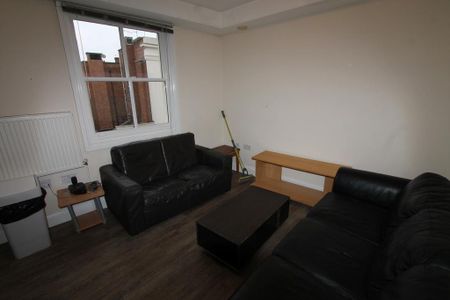 4 bedroom flat to rent - Photo 5