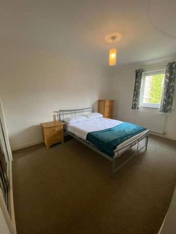4 bedroom house to rent - Photo 2