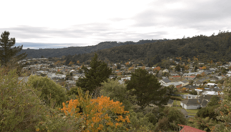 Quiet 3 bedroom home in the Valley - Photo 5