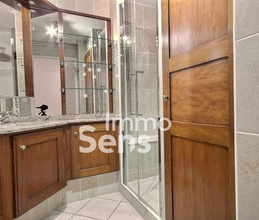 Location appartement - La Madeleine - Photo 5