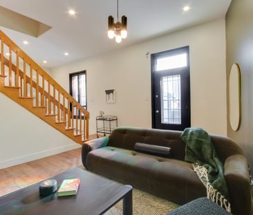 2054 Rue St-Denis #B - Photo 1