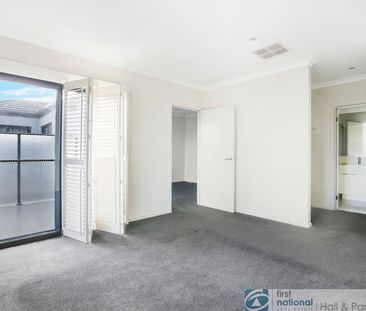 Your Perfect Family Home Awaits in Keysborough - Photo 2
