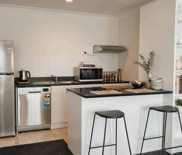 One bedroom Apartment Fully Furnished with One... - Photo 5