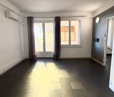 Grand studio avec terrasse - Photo 6