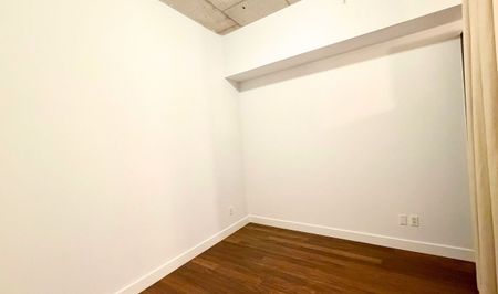 For Lease - 10 Wellesley Place Unit# 108, Toronto, Ontario - Photo 5