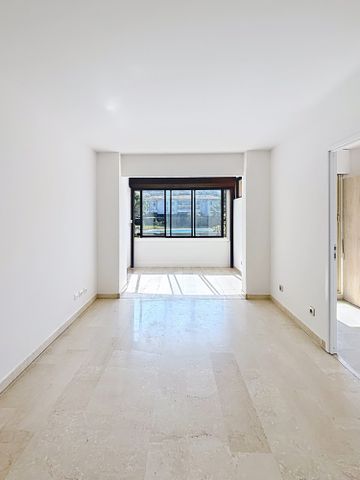 Location Appartement 2 pièces 36m² MOUGINS 06250 - Photo 5