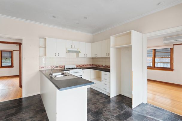 LOVELY THREE BEDROOM HOME - Photo 1