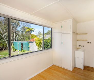 A slice of riverside tranquility - Photo 1