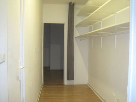 A LOUER APPARTEMENT PLEIN CENTRE VILLE DE ST QUENTIN 02100 - Photo 2