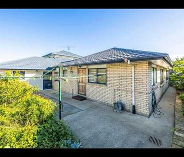 Move-In Ready Sanctuary in Goodwood Heights 2BRM - Photo 4