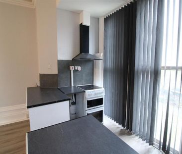 1 bedroom flat to rent - Photo 2