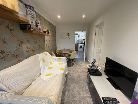 4 Trenarth, Penryn - Photo 3