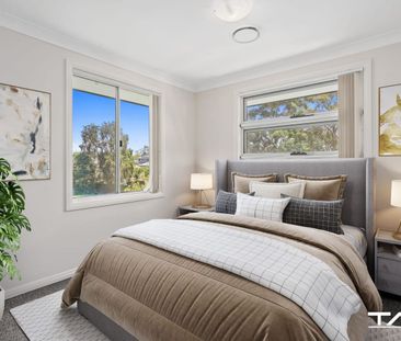 LOCATION LOCATION LOCATION! - Photo 4