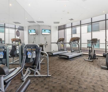 Mantra Southbank Residences-- 1 Bedroom 1 Bath Fully Furnished Apar... - Photo 1