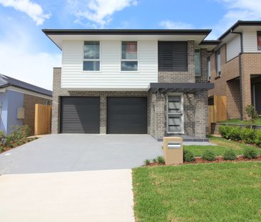 30 Dunlin Circuit, Marsden Park NSW 2765 - Photo 2