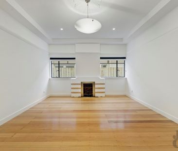 1/10 Ellesmere Road, Windsor - Photo 2