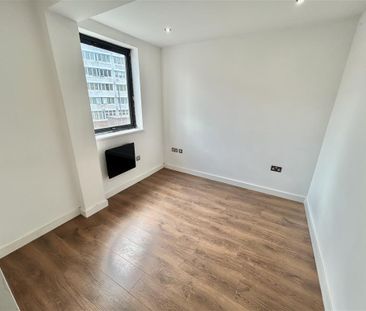 Carlton Square, Nottingham, Carlton - Photo 2