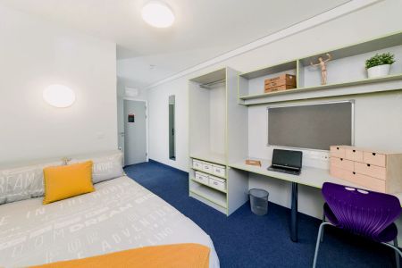 Classic EnSuite - Photo 4