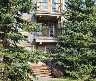 Beautiful Two Story Townhouse in the Heart of McKenzie Towne — 2 Bedrooms Townhouse - Photo 1