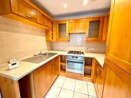 Bishopfields Drive, YO26 - Photo 4