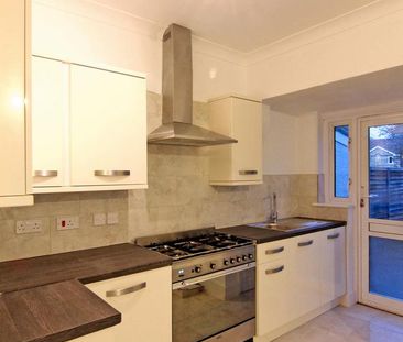 3 bedroom terraced house to rent - Photo 4