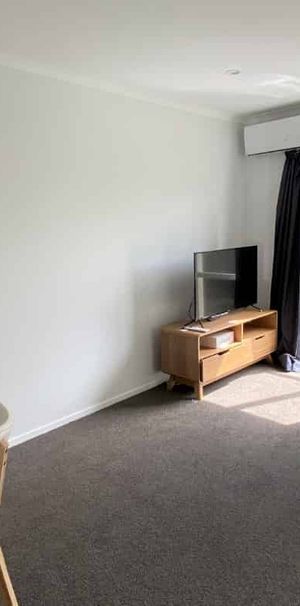 Furnished One Beddie! - Photo 1