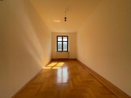 **3-R-Dachgeschoßwohnung mit Massivparkett in Gründerzeithaus - TOP-Innenstadtlage ** - Photo 2