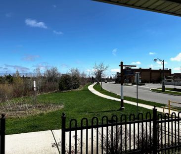 For Lease - 3045 Gladeside Avenue Unit# 1, Oakville, Ontario - Photo 6