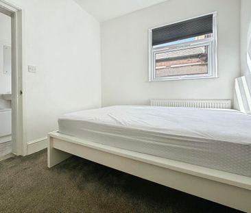 1 bedroom end of terrace house to rent - Photo 1