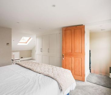 5 bedroom semi-detached house to rent - Photo 6