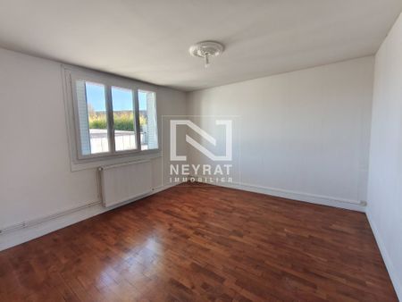 Location Appartement 4 pièces 68m² CHALON SUR SAONE 71100 - Photo 5