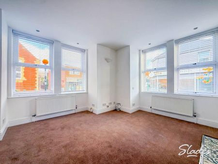 2 bedroom flat to rent - Photo 3