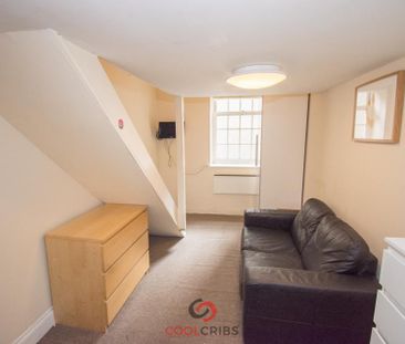 Studio to rent - Photo 1