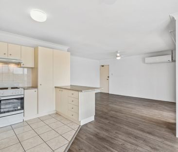 Prime location, great living! - Photo 4