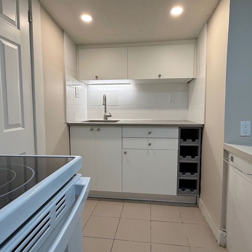 For Lease - 143 Echo Drive Unit# 1, Glebe - Ottawa East and Area, Ontario - Photo 1