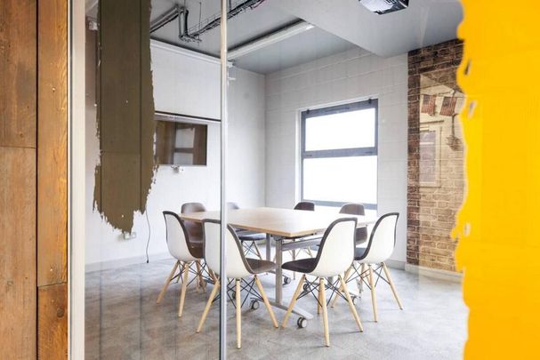 Studio to rent - Photo 1