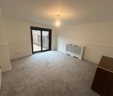 3 bedroom House To Let - Photo 2