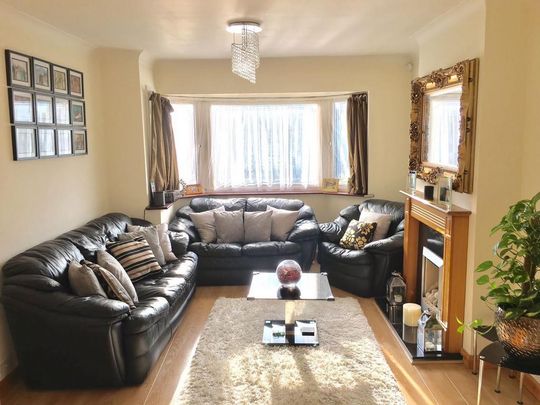 4 bedroom terraced house to rent - Photo 1
