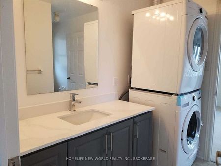 For Lease - 208 Hunting Ridges Upper Drive, Richmond Hill, Ontario - Photo 5