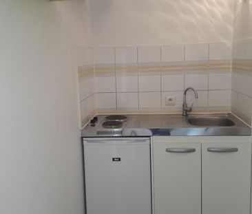 location Appartement T1 DE 21.3m² À ST GERMAIN EN LAYE - Photo 2