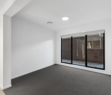 9 Madden Road, Mango Hill QLD 4509 - House For Rent | Domain - Photo 2